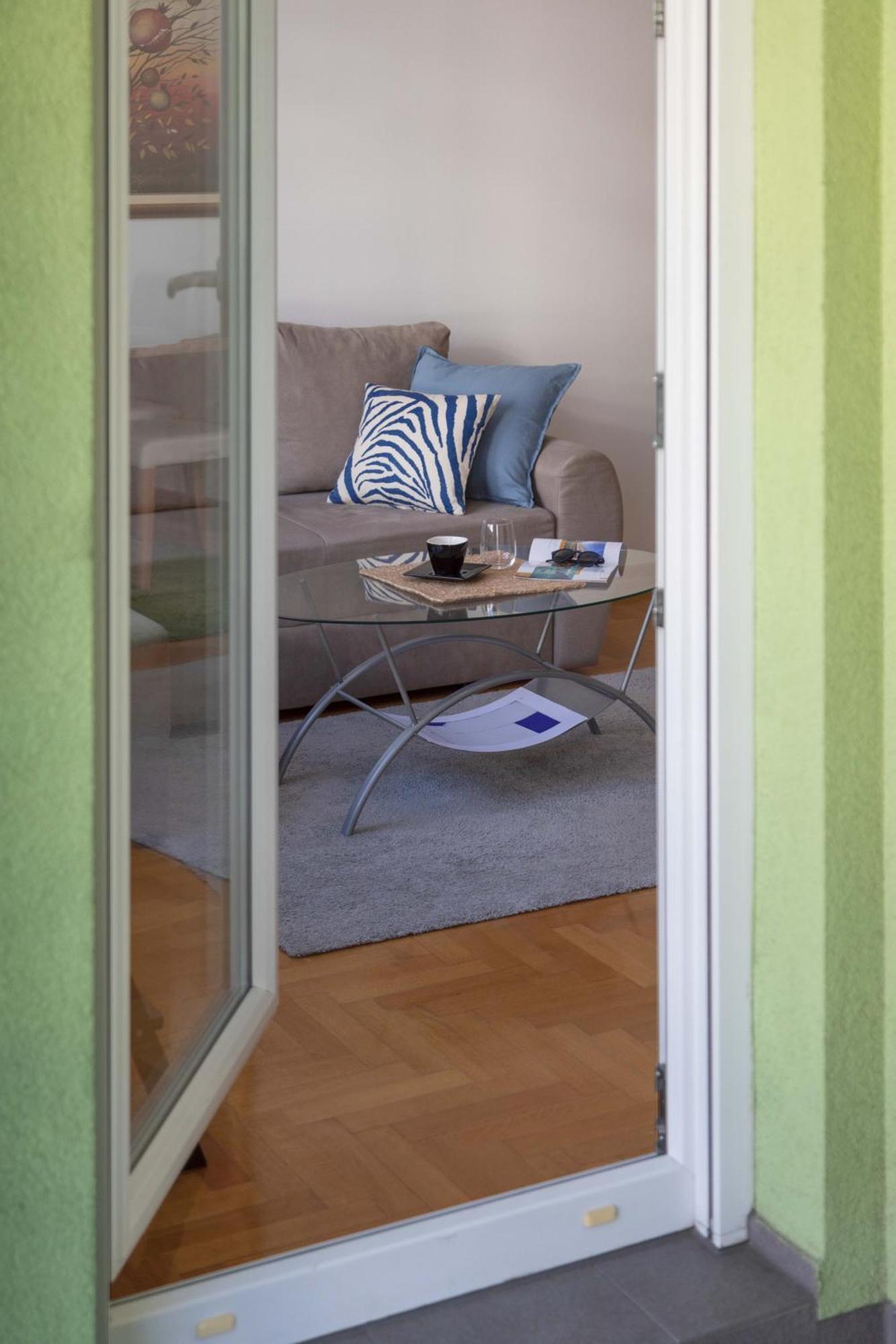 Sunny 1Bdr With Balcony & Parking Apartment Zagreb Exterior photo